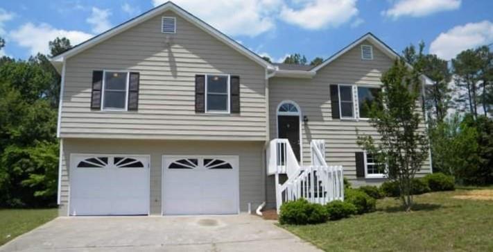 76 Silverthorne Dr., Douglasville, GA 30134