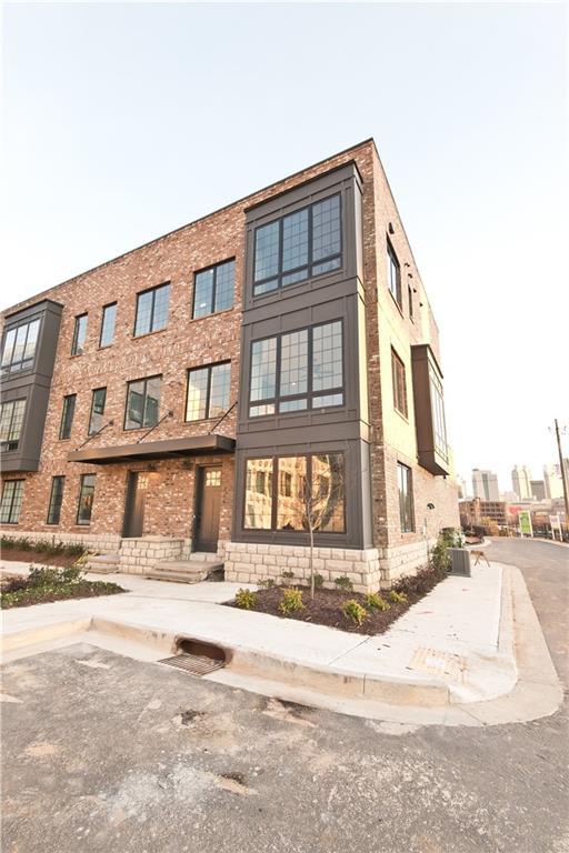 266 Castleberry Station Dr., Atlanta, GA 30313