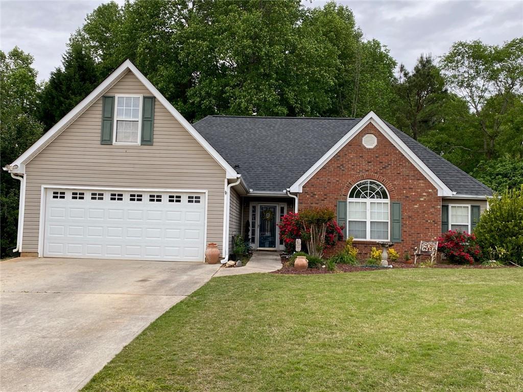 571 Bradford Place Ct., Loganville, GA 30052