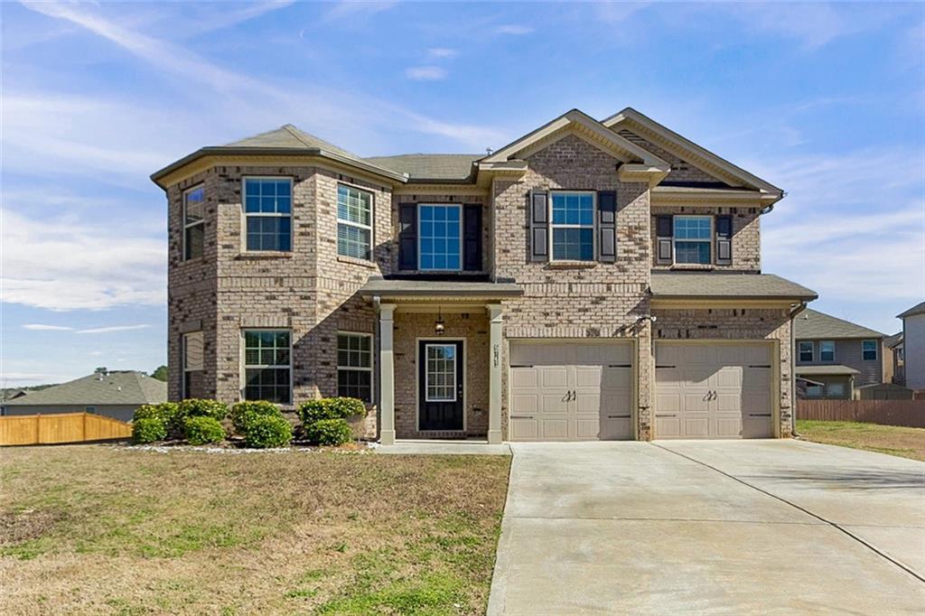 6741 Oak Hill Pl., Fairburn, GA 30213