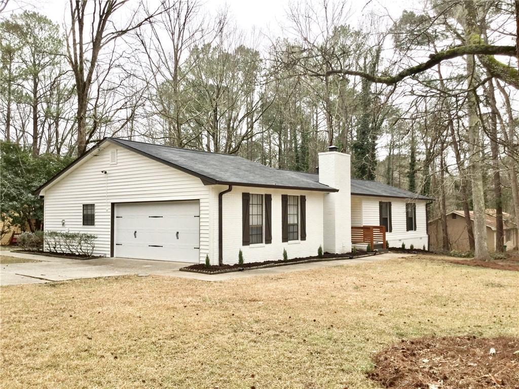 6282 Cathedral Ln., Lithonia, GA 30038