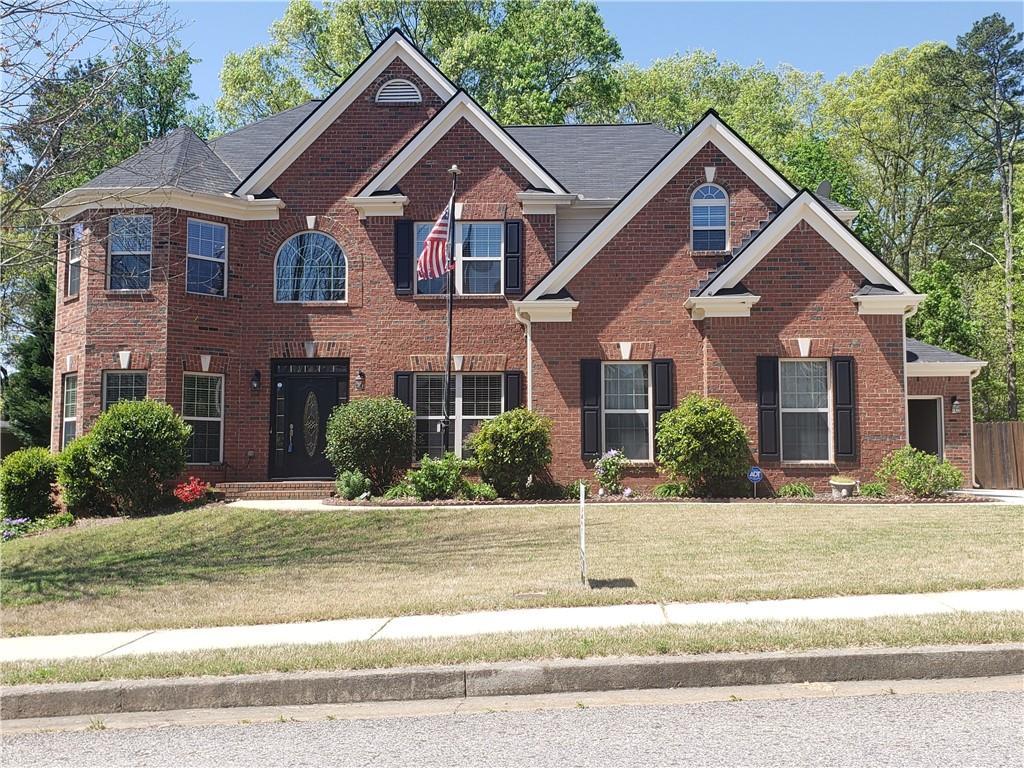3876 Thompson Lake Dr., Buford, GA 30519