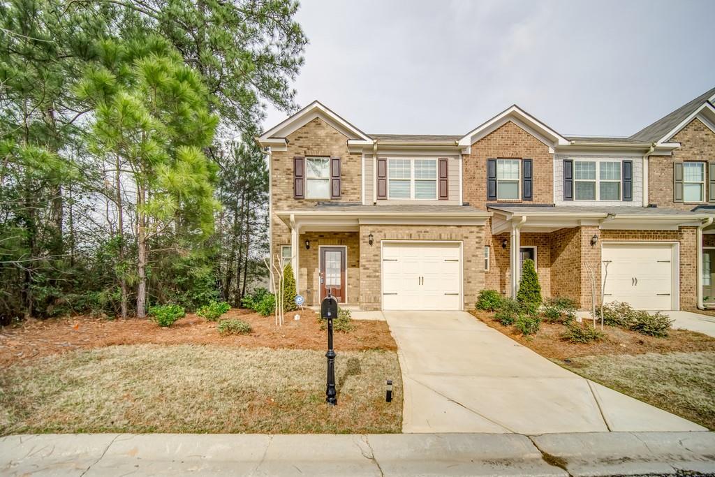 3177 Garden Glade Ln., Lithonia, GA 30038