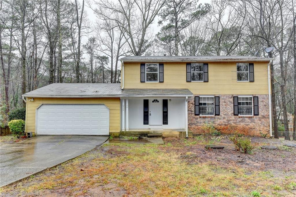 996 N Millard Way, Stone Mountain, GA 30088
