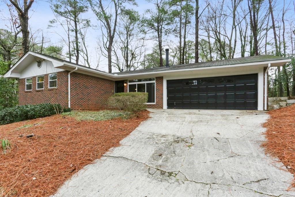 2176 Capehart Cir., Atlanta, GA 30345