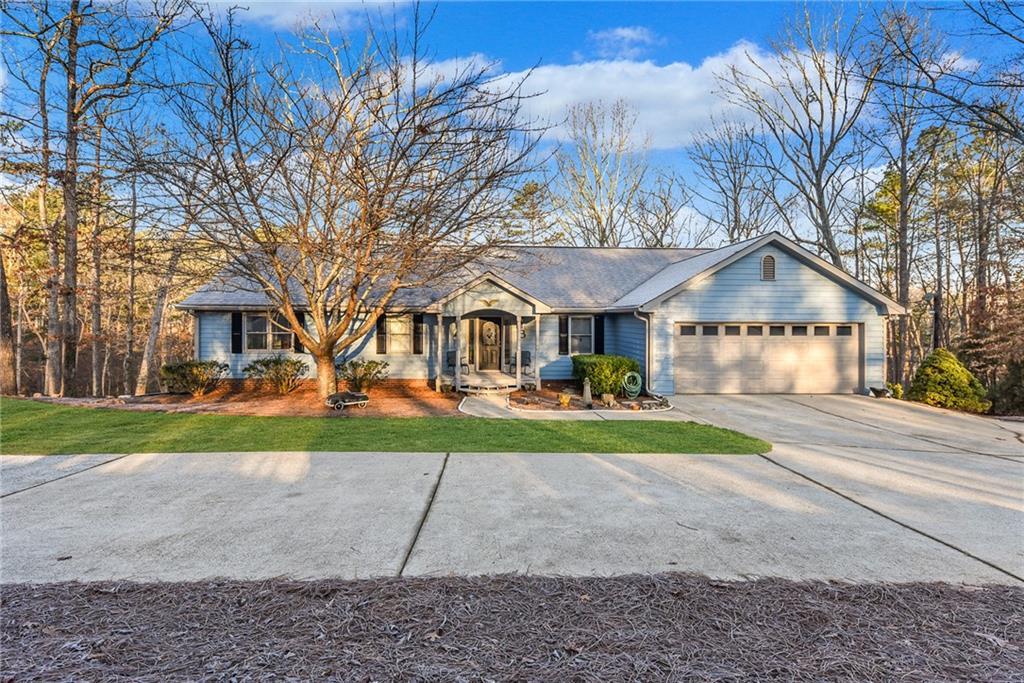 5067 Mckenzey Ln., Flowery Branch, GA 30542