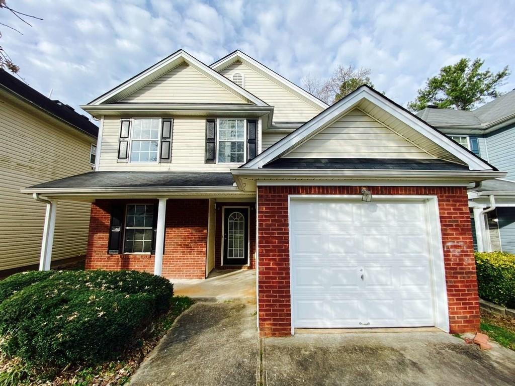 11235 James Madison Dr., Hampton, GA 30228
