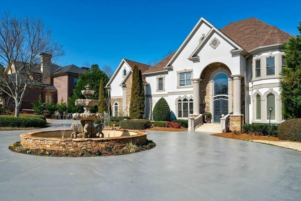 1240 Hopewell Crest, Alpharetta, GA 30004
