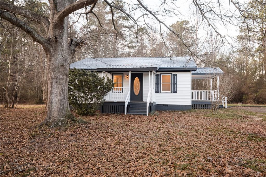 447 Roscoe Davis Rd., Monroe, GA 30656