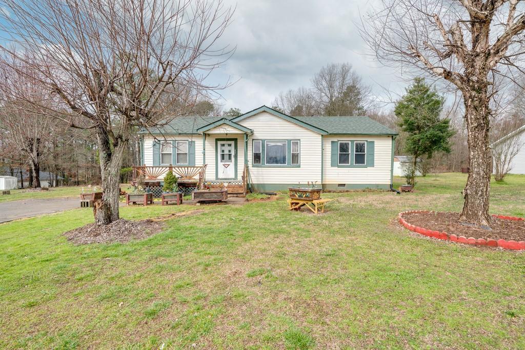 110 Buck Blvd., Calhoun, GA 30701