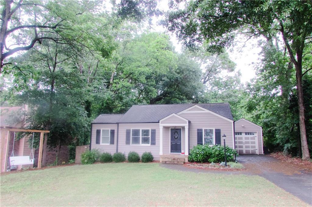 2733 Archway Ln., Atlanta, GA 30341