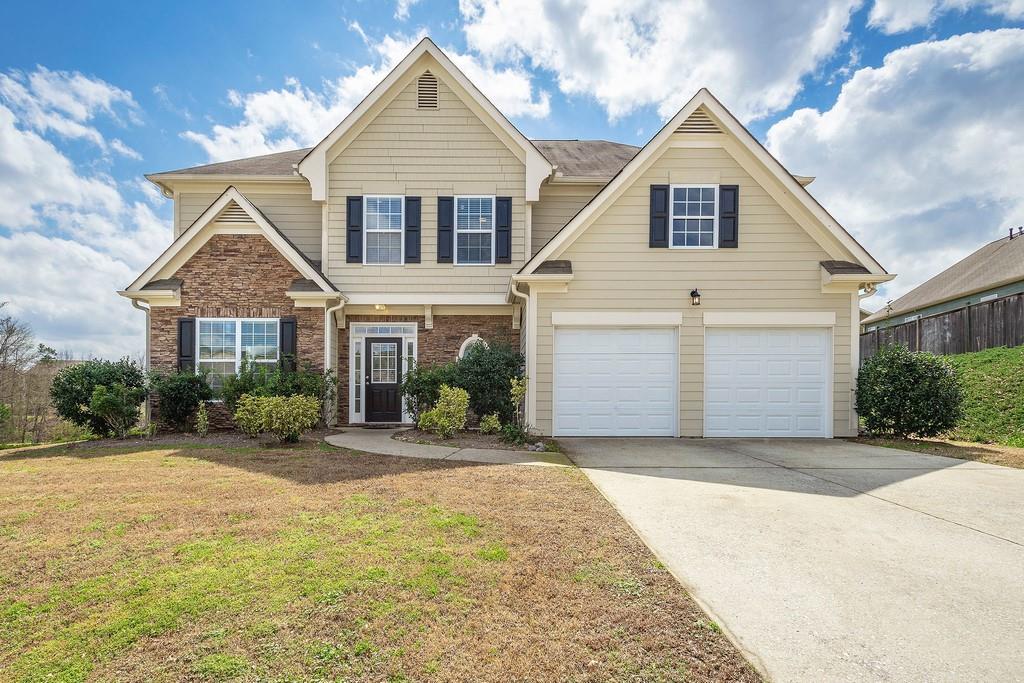 3585 Chestnut Meadows Dr., Douglasville, GA 30135