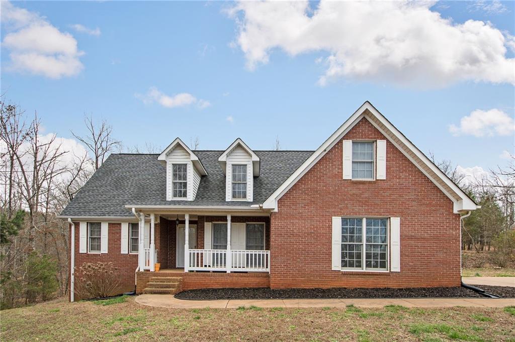 113 Windsor Dr., Toccoa, GA 30577