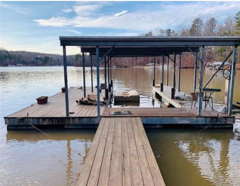7113 Spring Valley Dr., Murrayville, GA 30564