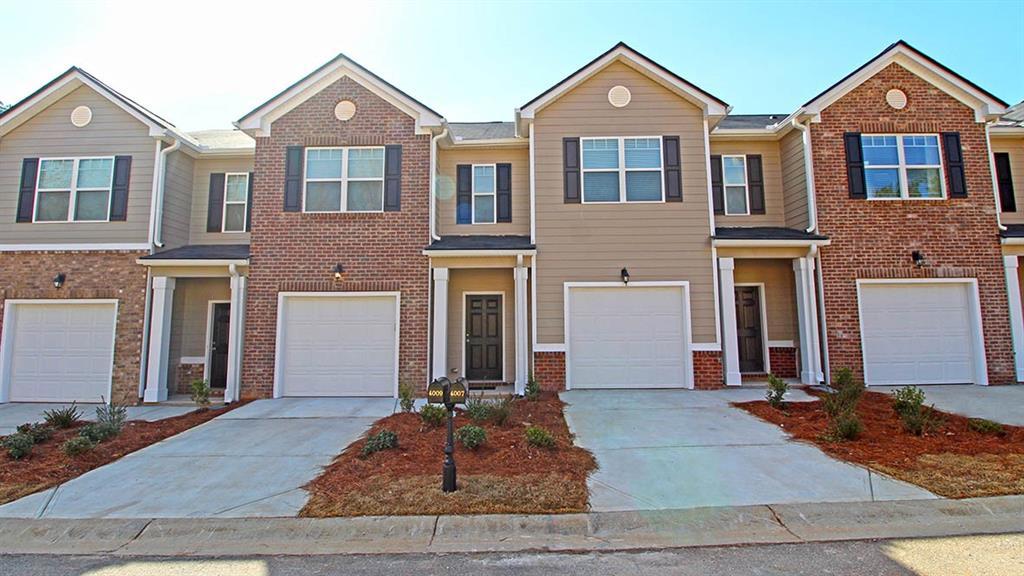 1332 Roger Landing, Lithonia, GA 30058