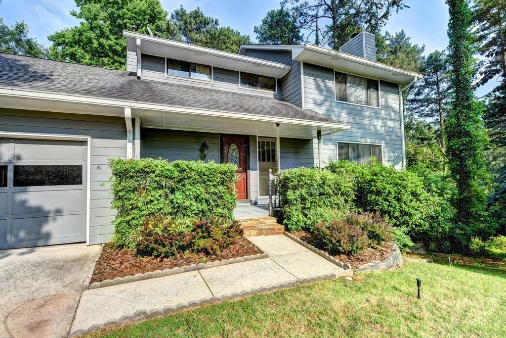 8070 Meadowsweet Trace, Roswell, GA 30076