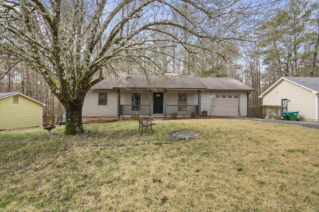 3884 Ferncliff Rd., Snellville, GA 30039