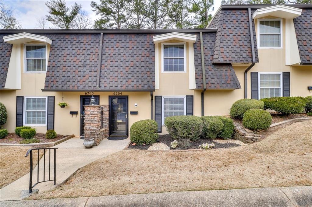 6204 Park Ave., Atlanta, GA 30342