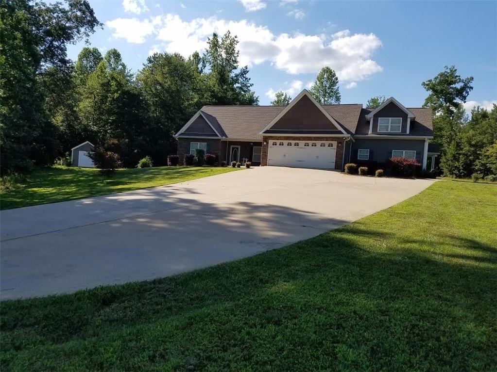 5936 Yellow Creek Rd., Murrayville, GA 30564