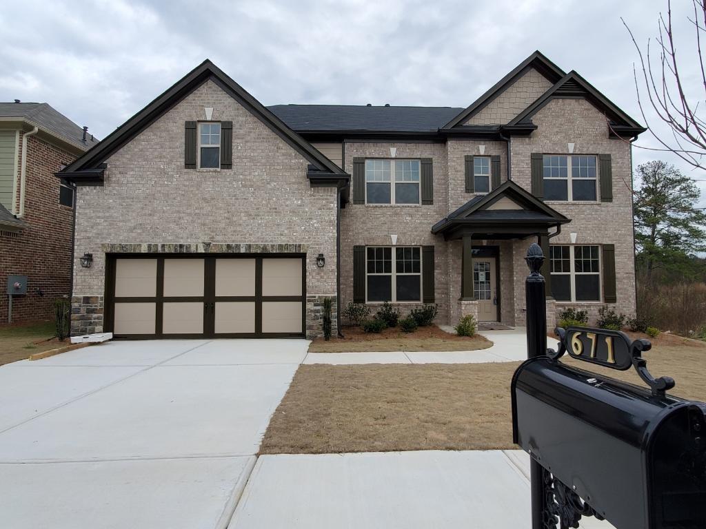 671 Autumn Meadow Dr., Loganville, GA 30052