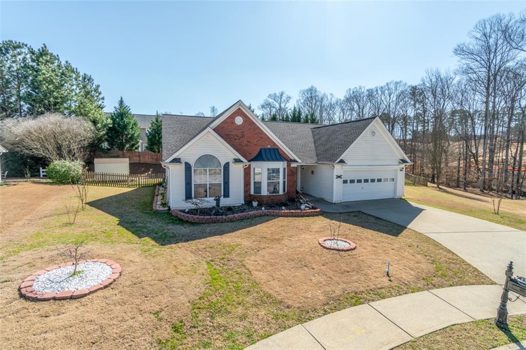 2731 Araglin Dr., Dacula, GA 30019