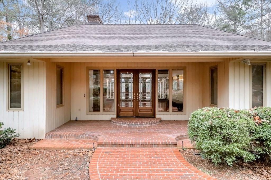 122 Lakeshore Dr., Marietta, GA 30067
