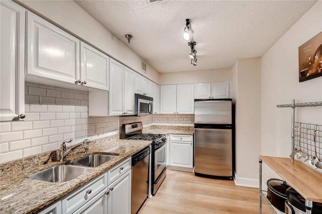 2479 Peachtree Rd. #1807, Atlanta, GA 30305
