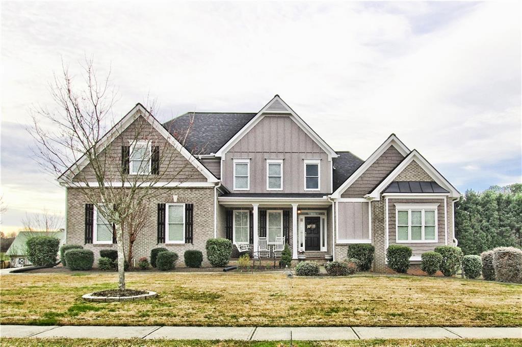 2611 Little Fox Dr., Dacula, GA 30019