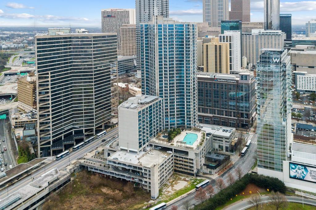 400 W Peachtree St. #3306, Atlanta, GA 30308