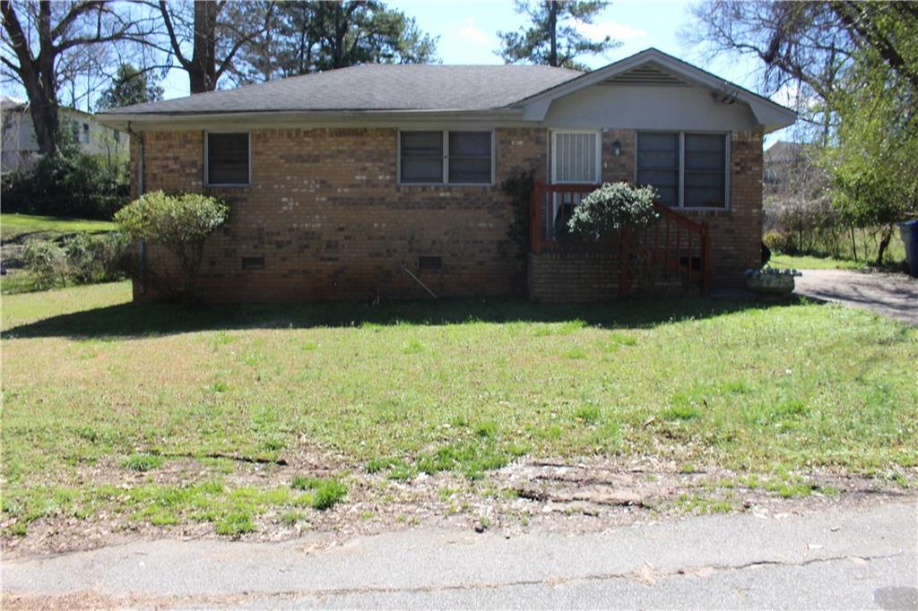 2428 Dupree Ave., Atlanta, GA 30318