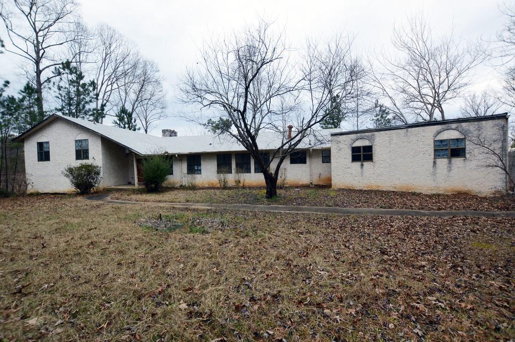 5025 Nebo Rd., Hiram, GA 30141