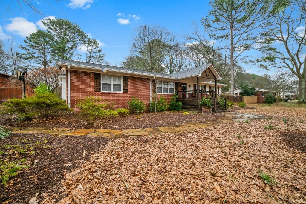 41 Red Bird Dr., Jefferson, GA 30549