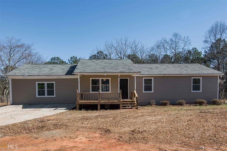 5698 Tyree Rd., Winston, GA 30187