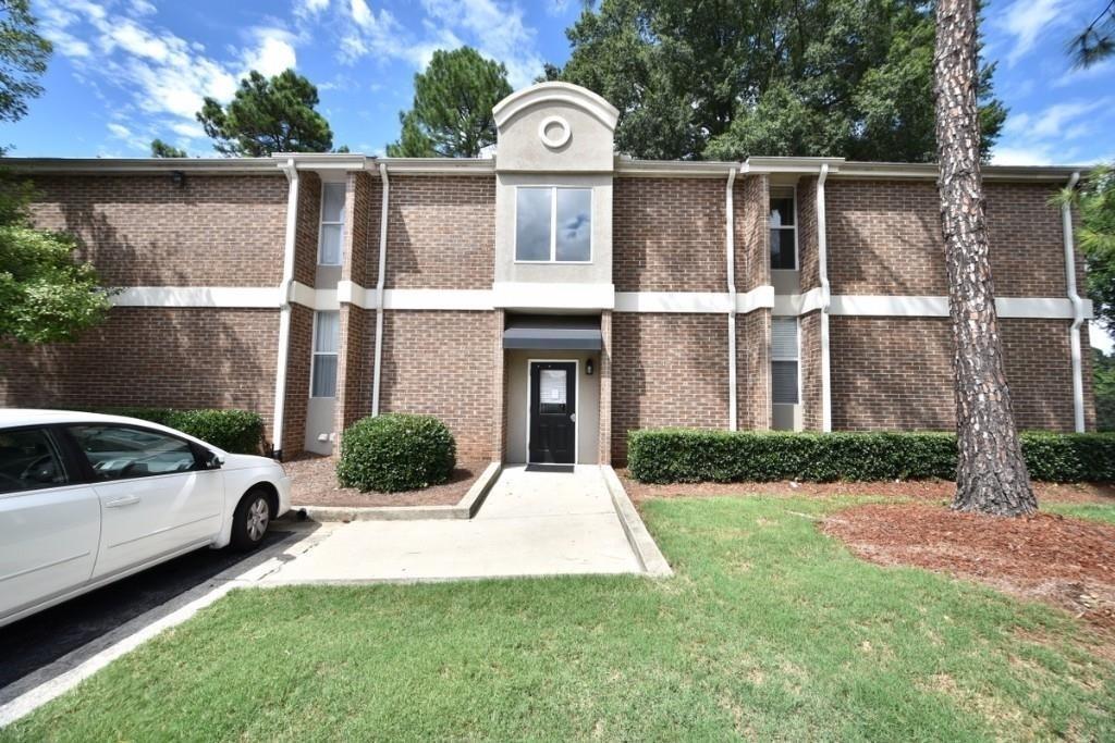 3301 Henderson Mill Rd. #O-8, Atlanta, GA 30341