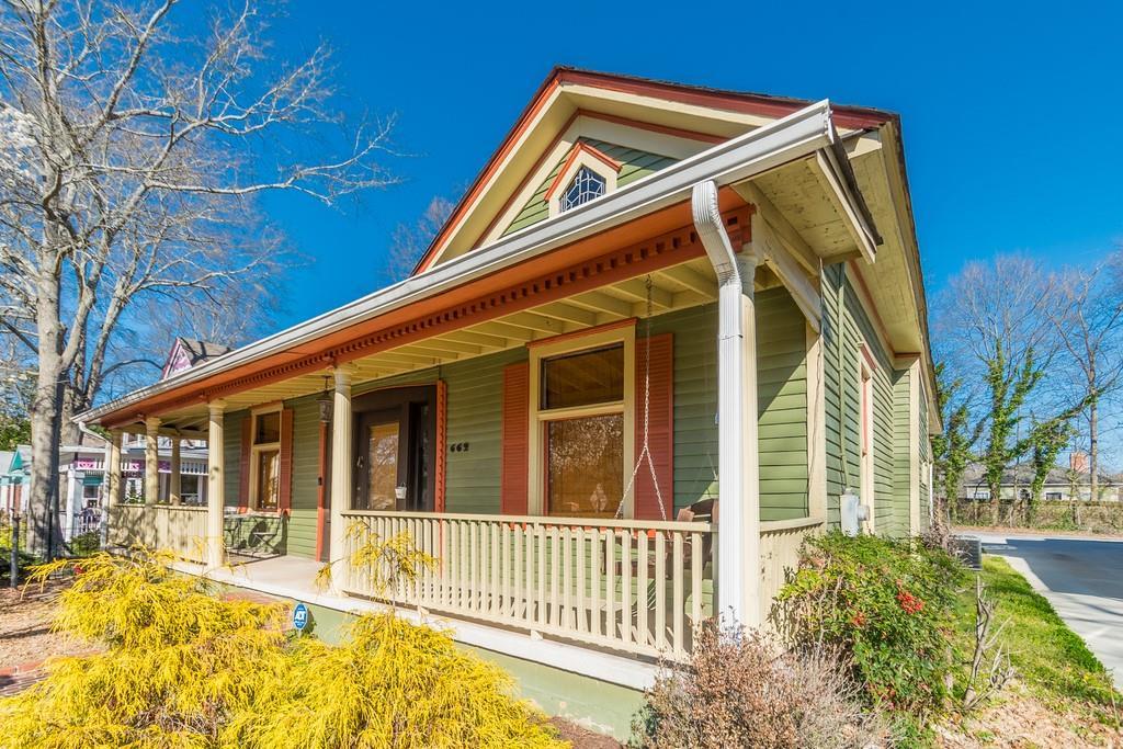 662 SW Peeples St., Atlanta, GA 30310
