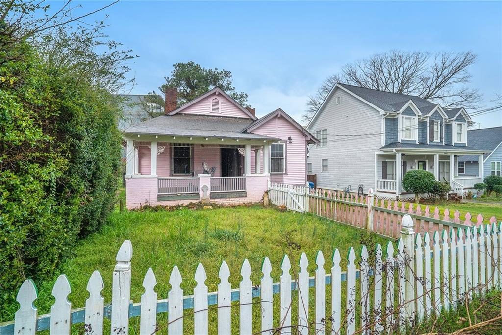 145 Holiday Ave., Atlanta, GA 30307