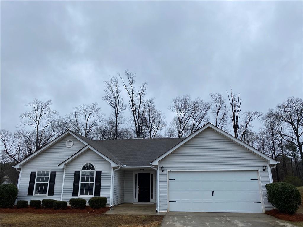 4417 Mitchells Ridge Dr., Ellenwood, GA 30294