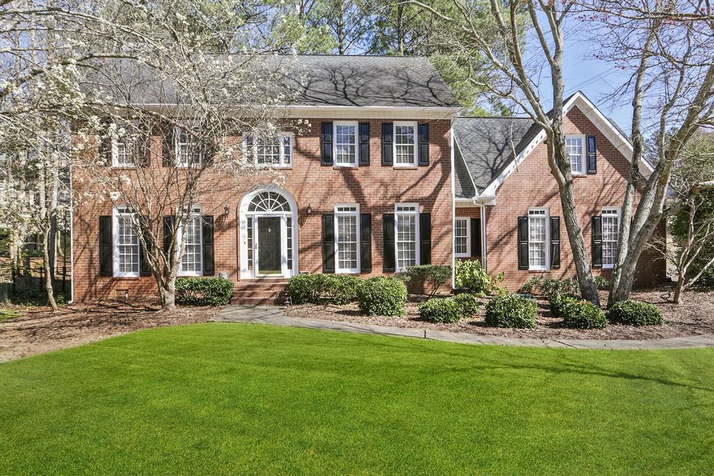 1719 Barrington Cir., Marietta, GA 30062