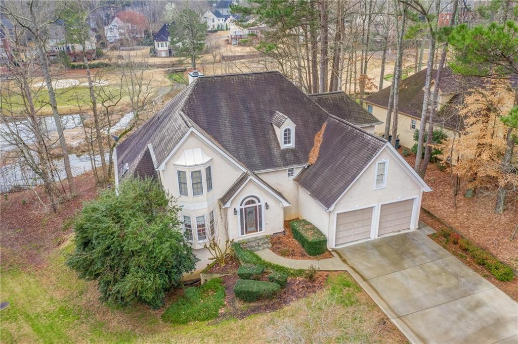 3334 Rough Creek Dr., Woodstock, GA 30189