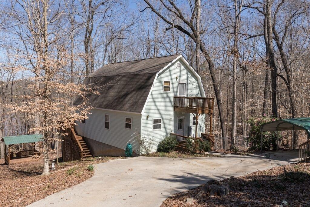 78 View Point Pl., Lavonia, GA 30553
