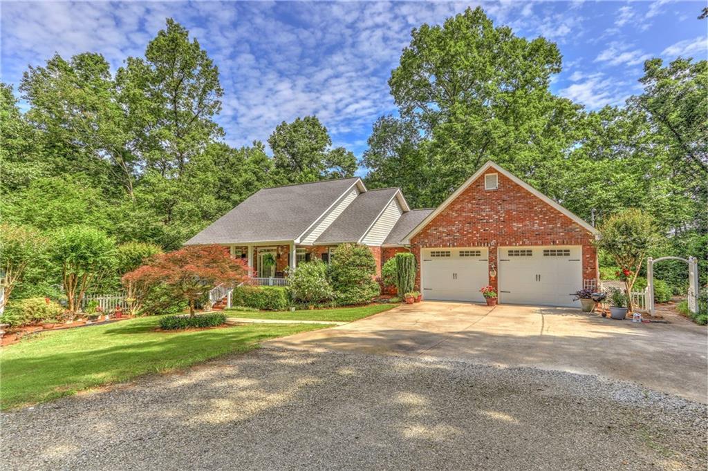1019 Wells Rd., Carnesville, GA 30521
