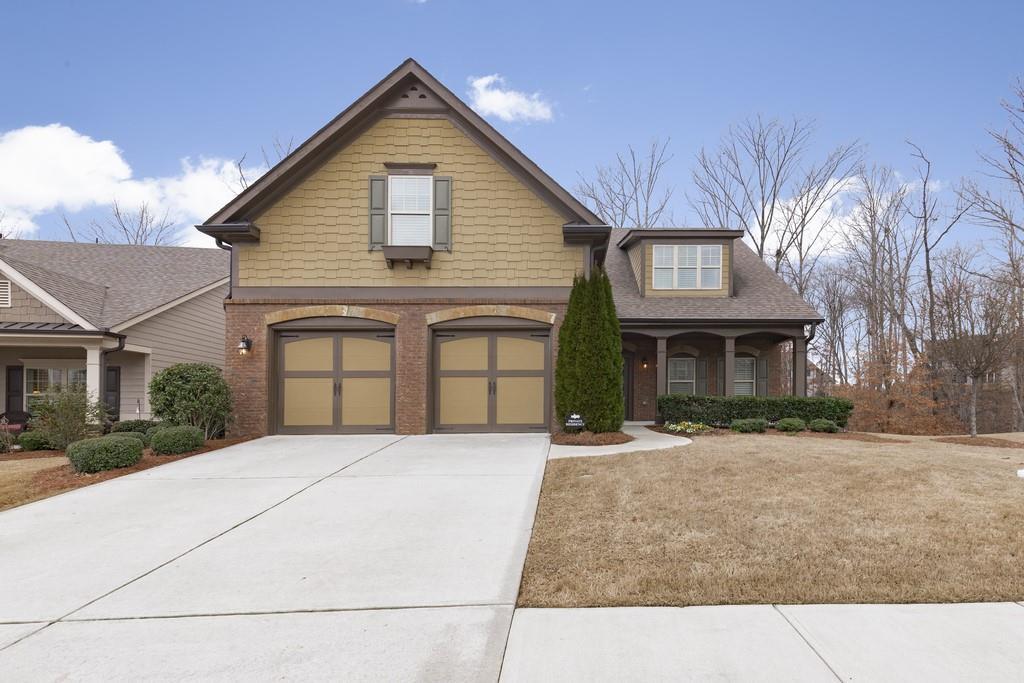 6730 Blue Heron Way, Flowery Branch, GA 30542