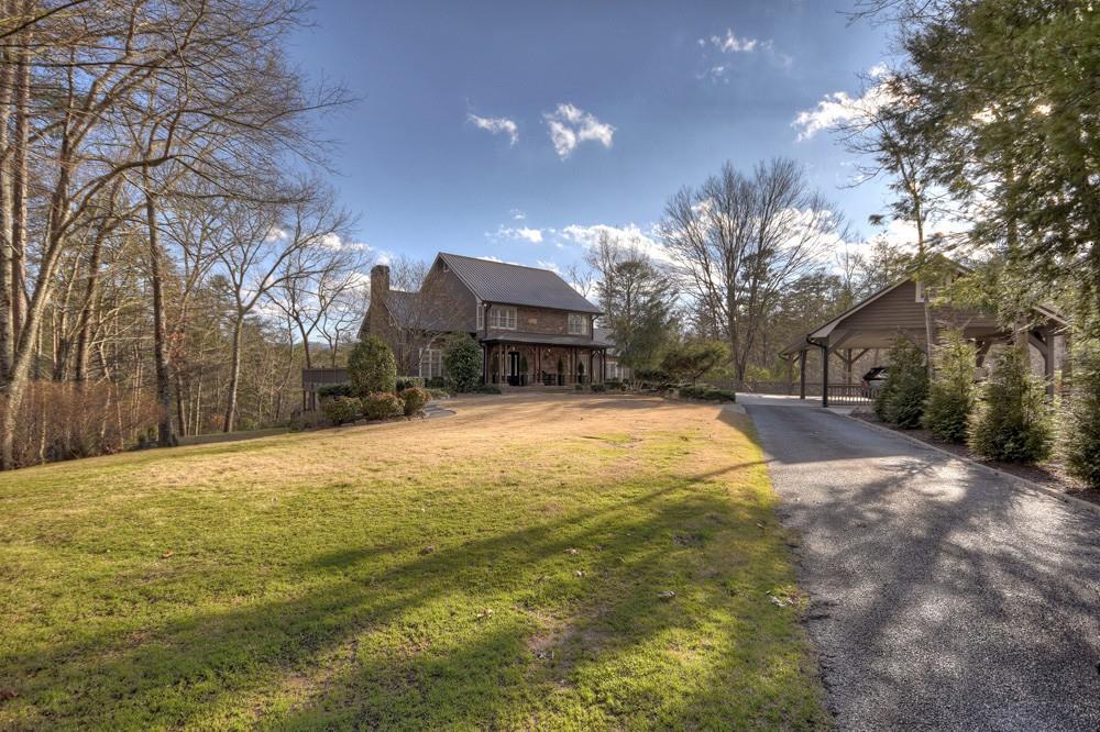 223 Mountain Tops Rd., Blue Ridge, GA 30513
