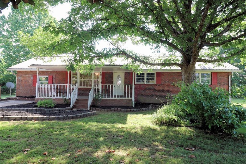 5740 Rockmart Rd., Silver Creek, GA 30173