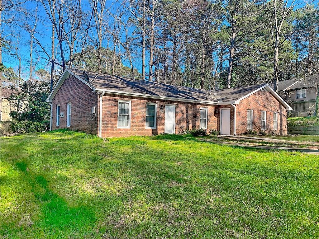 576 Johns Way, Lilburn, GA 30047