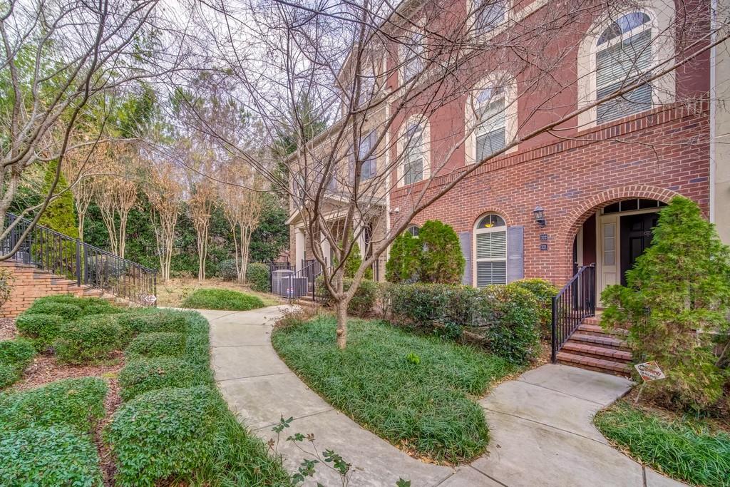 321 Perimeter Walk, Dunwoody, GA 30338