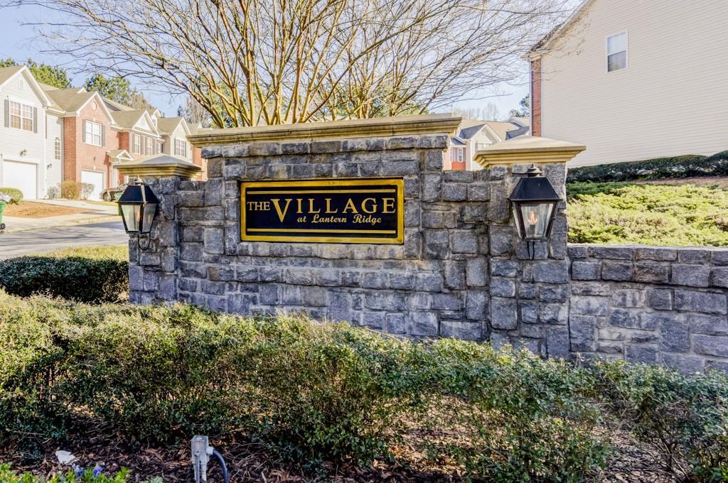 561 Lantern Wood Dr., Scottdale, GA 30079