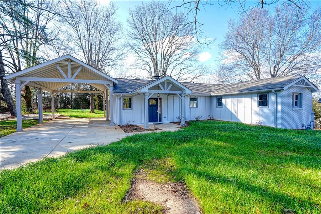 623 Ridge Cir., Canton, GA 30114