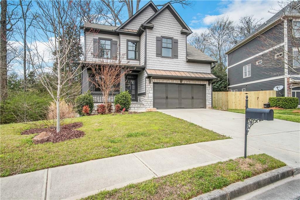 2204 Collins Ridge Dr., Atlanta, GA 30318