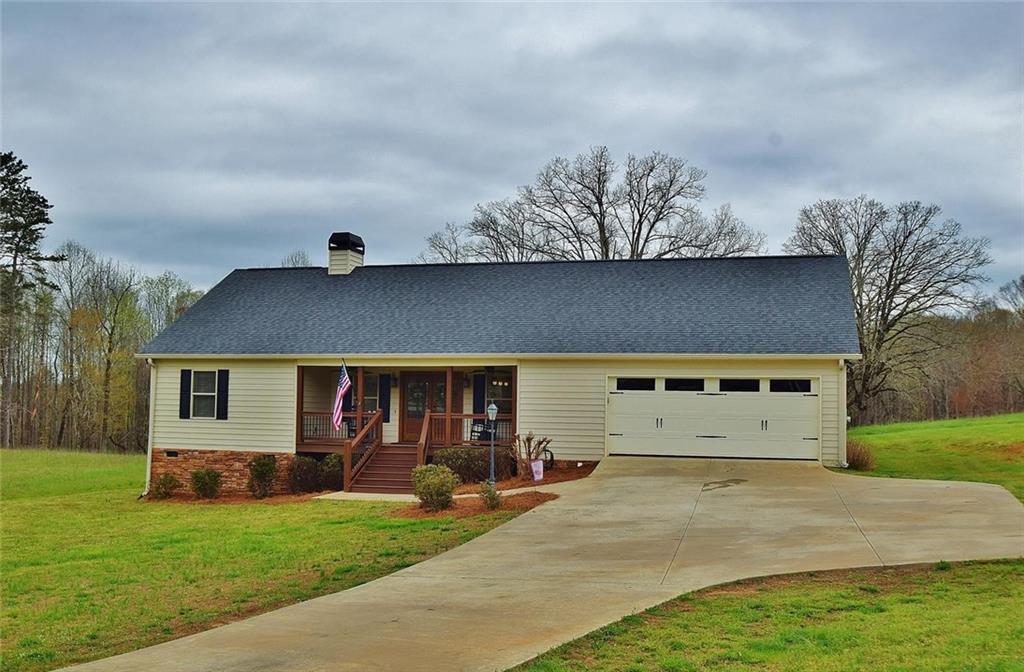 4520 Jess Helton Rd., Gainesville, GA 30506